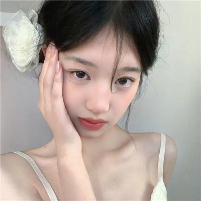 少女与海怪